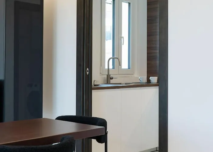 Maison 46 Brown Luxury Flat * Bari