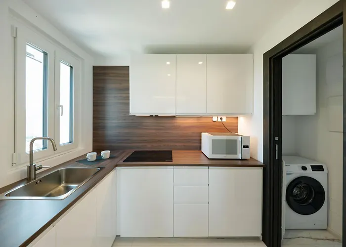 Maison 46 Brown Luxury Flat Daire Bari