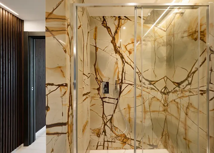 Maison 46 Brown Luxury Flat * Bari